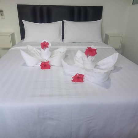 Baan Talay Hostel Koh Mak Eksteriør billede